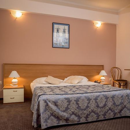 Hotel Reghina Timişoara Exteriör bild