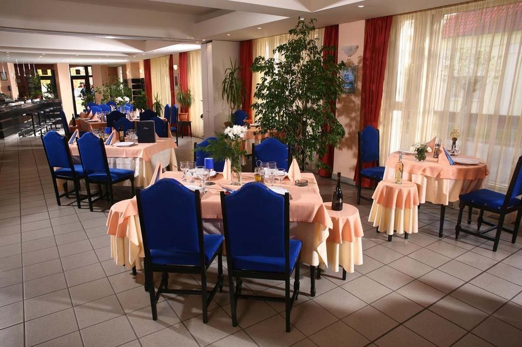 Hotel Reghina Timişoara Exteriör bild