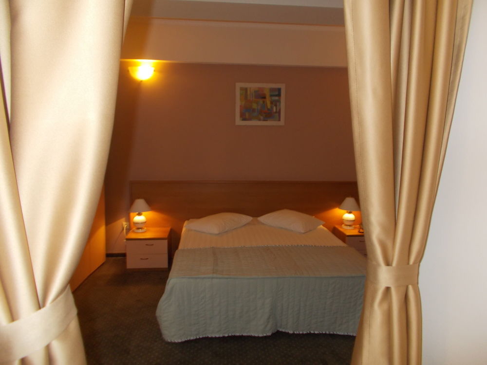 Hotel Reghina Timişoara Exteriör bild