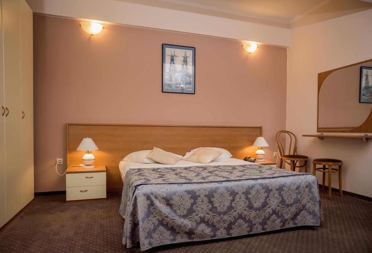 Hotel Reghina Timişoara Exteriör bild