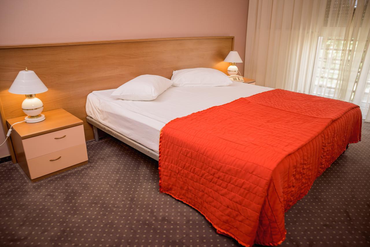 Hotel Reghina Timişoara Exteriör bild