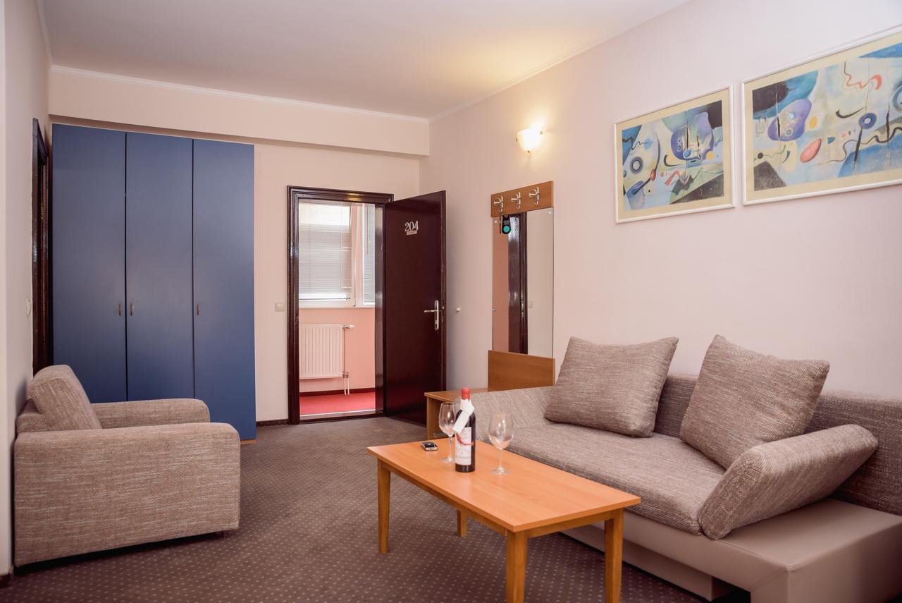 Hotel Reghina Timişoara Exteriör bild
