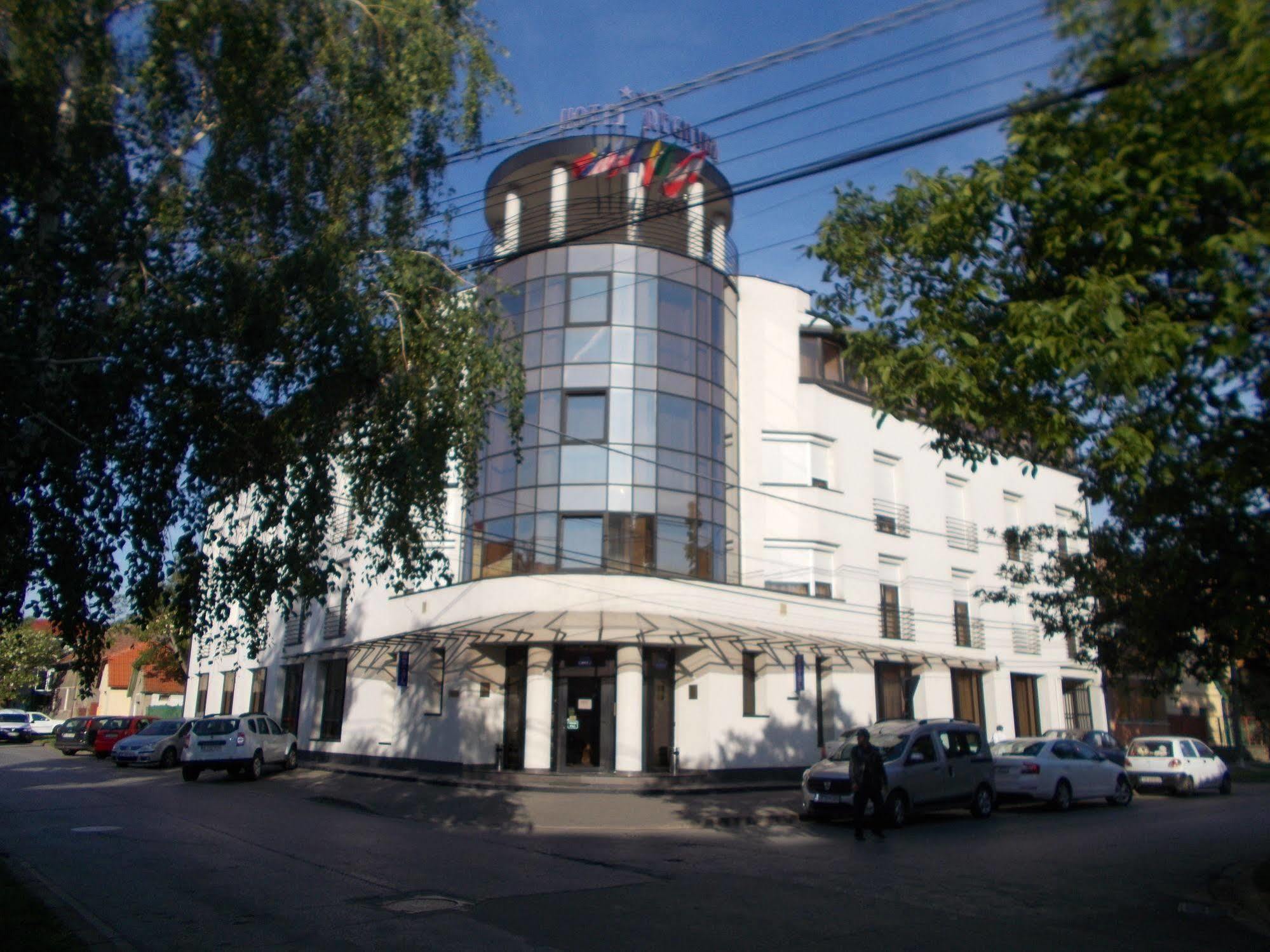 Hotel Reghina Timişoara Exteriör bild